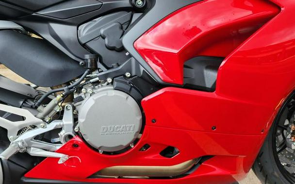 2024 Ducati Panigale V2 Red