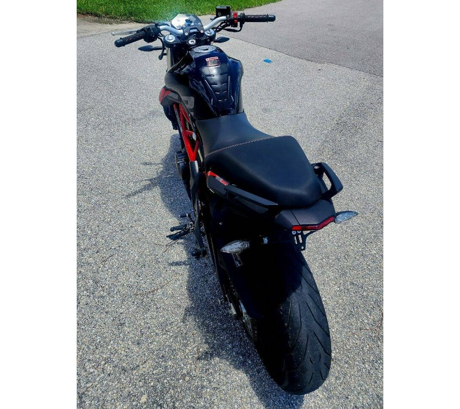 2022 Benelli 302S