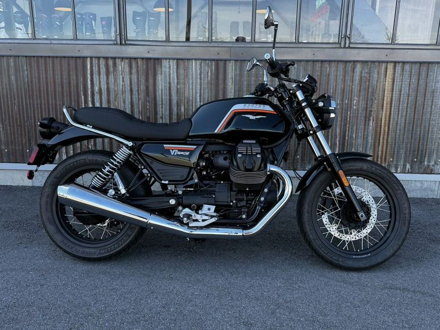 2026 Moto Guzzi V7 Special