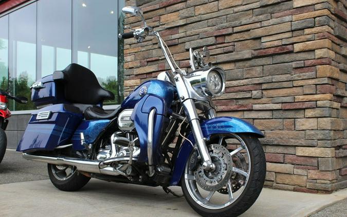 2013 Harley-Davidson FLHRSE5 - CVO Road King