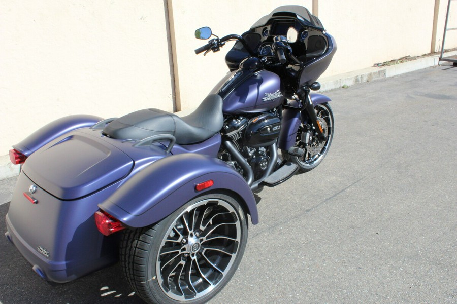 Harley-Davidson Road Glide 3 2025 FLTRT 84555229 PRPL ABYSS DNM W/ PINSTRIPE