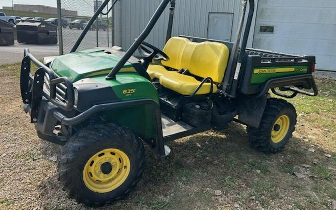 2012 John Deere Gator™ XUV 4x4 825i
