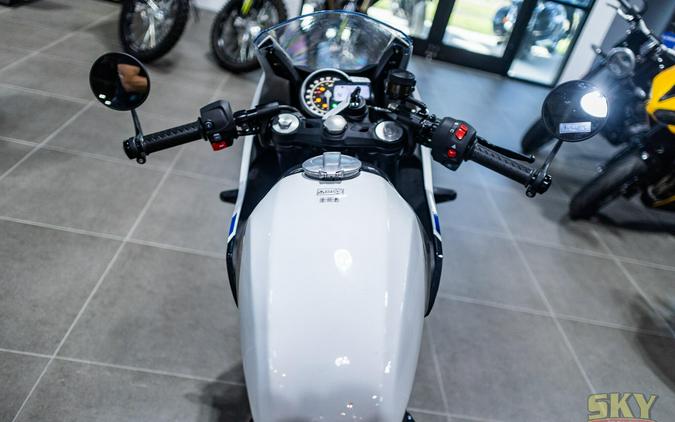2026 Triumph Thruxton 400