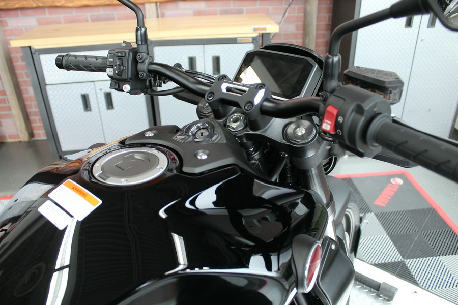 2024 Honda CB1000R Black Edition