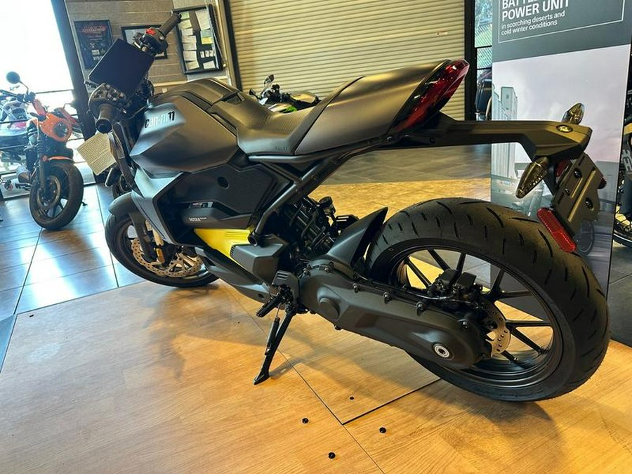 2025 Can-Am® Pulse Carbon Black