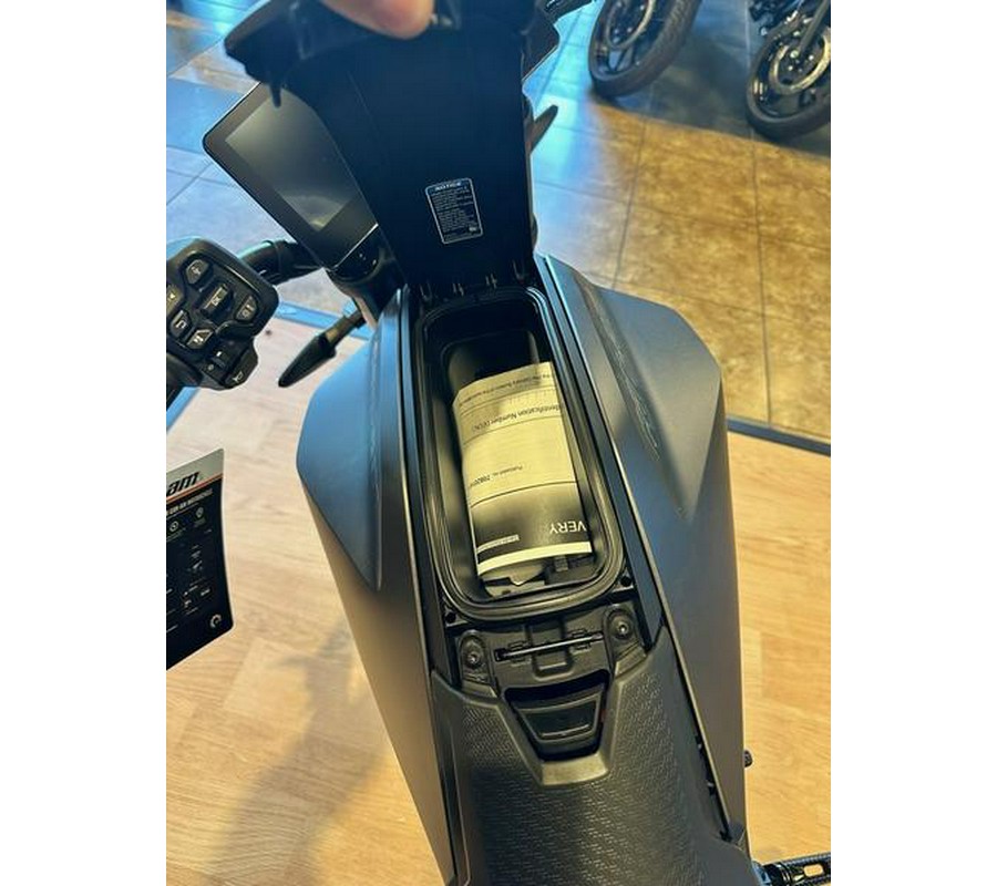 2025 Can-Am® Pulse Carbon Black