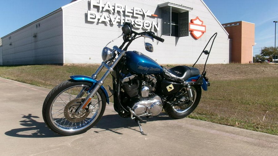 2005 Harley-Davidson® XL1200C - Sportster® Custom 1200