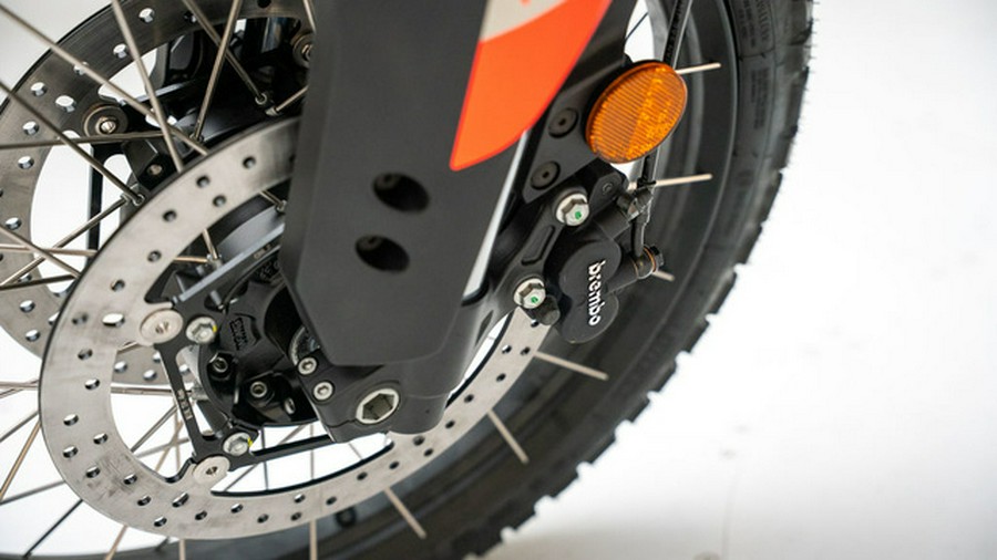 2025 Aprilia Tuareg 660