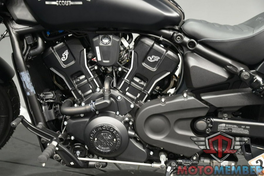 2025 Indian Scout Bobber Limited +Tech Black Smoke