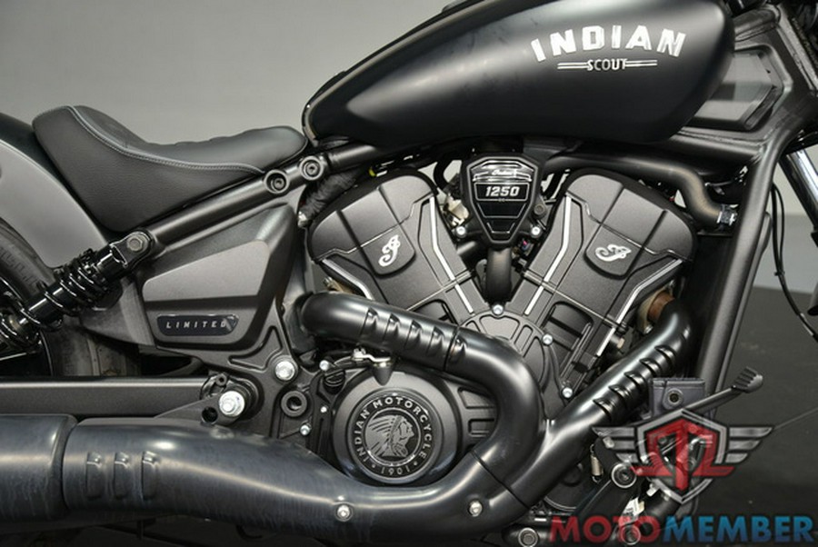 2025 Indian Scout Bobber Limited +Tech Black Smoke