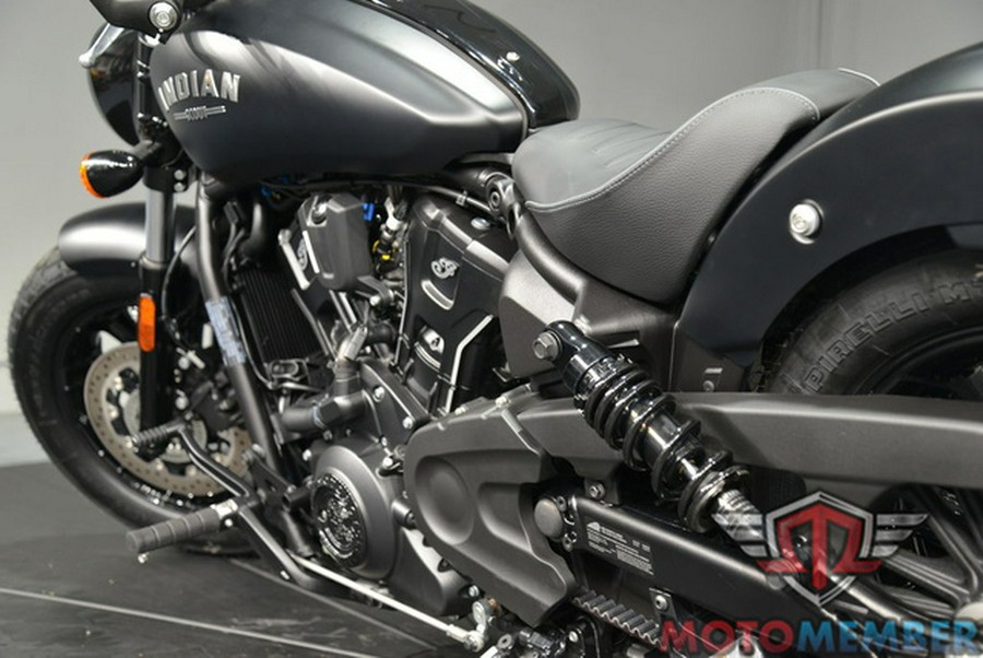 2025 Indian Scout Bobber Limited +Tech Black Smoke