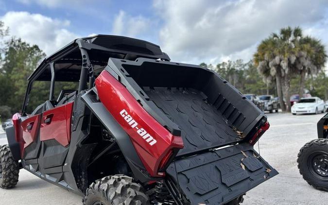 2025 Can-Am® Commander MAX XT 700