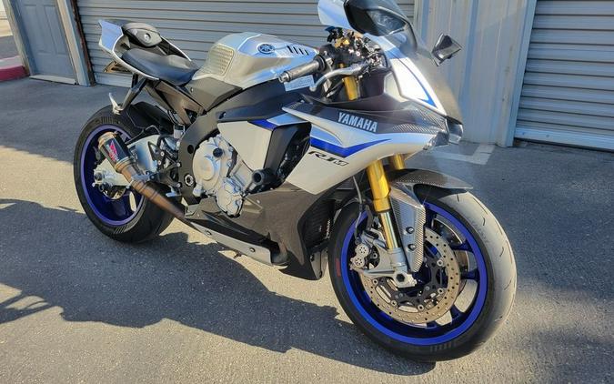 2015 Yamaha YZF-R1M