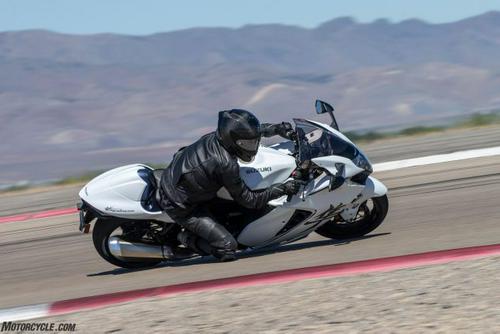 2022 Suzuki Hayabusa First Ride Review – Video