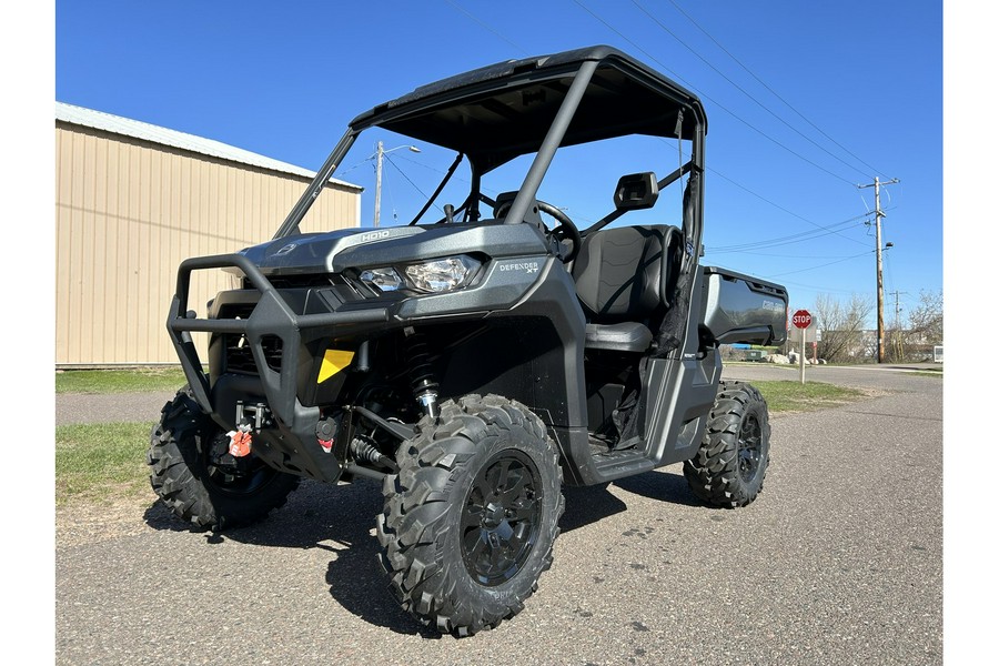 2024 Can-Am SSV DEF XT 64 HD10 GY 24 XT HD10