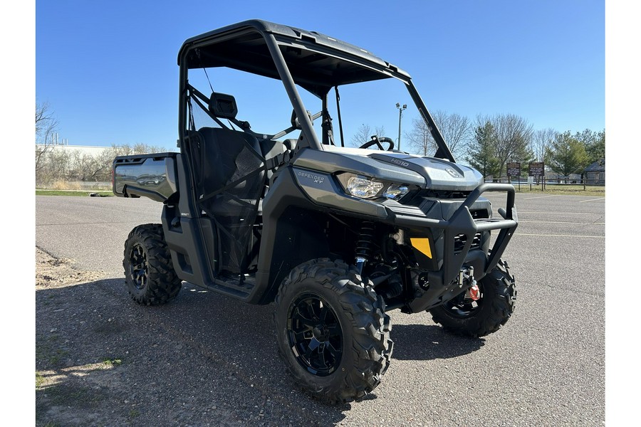 2024 Can-Am SSV DEF XT 64 HD10 GY 24 XT HD10