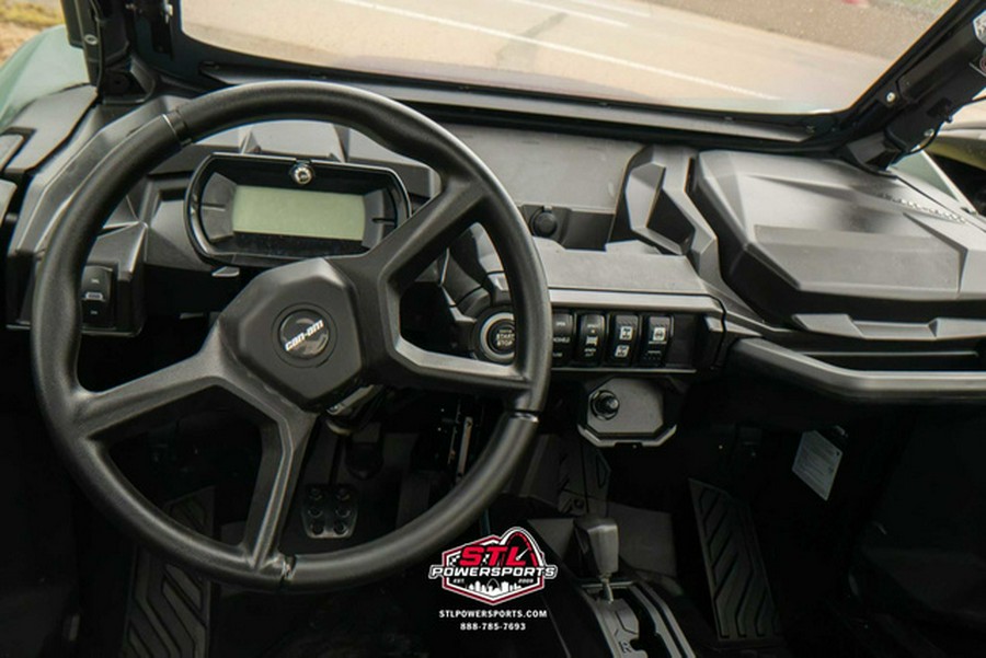 2024 Can-Am Commander DPS 1000R