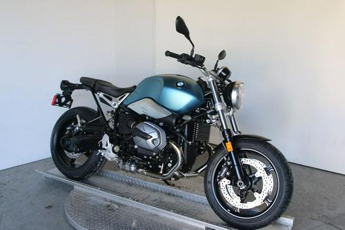 2021 BMW R nineT Pure Review: Option 719 Edition + Select Package