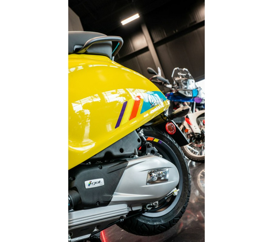 2025 Vespa Primavera 150 S