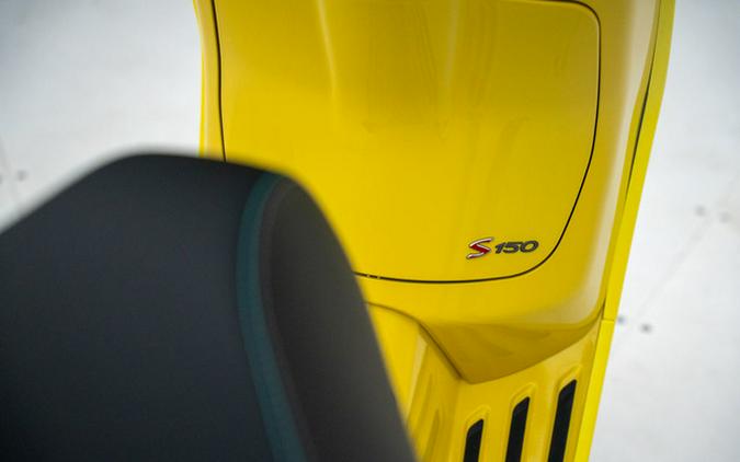 2025 Vespa Primavera 150 S