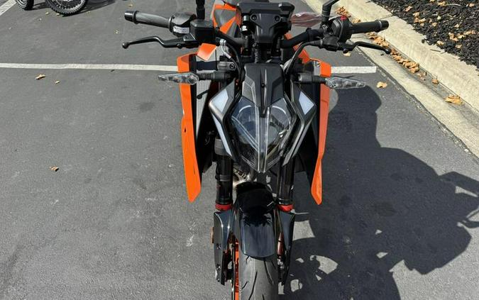 2025 KTM 390 Duke