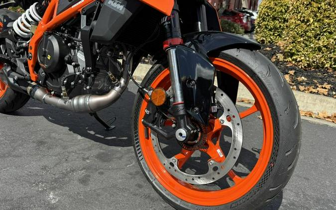 2025 KTM 390 Duke