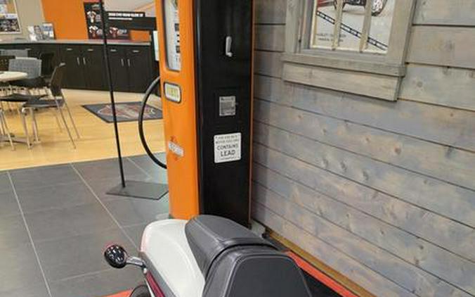 2018 Harley-Davidson® FXFBS - Softail® Fat Bob® 114