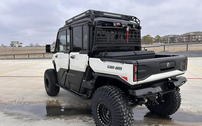 2026 Can-Am® Defender MAX Limited HD11