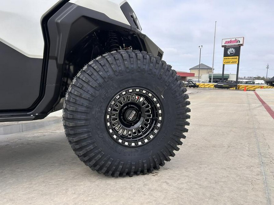 2026 Can-Am® Defender MAX Limited HD11