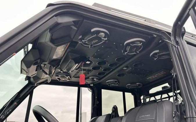 2026 Can-Am® Defender MAX Limited HD11