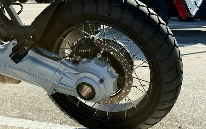 2025 Moto Guzzi Stelvio