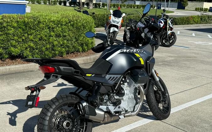 2025 Moto Guzzi Stelvio