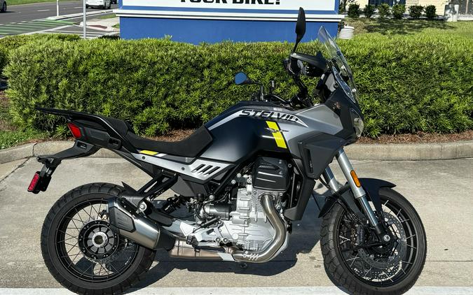 2025 Moto Guzzi Stelvio