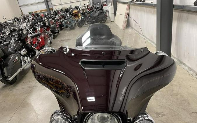 2014 Harley-Davidson® FLHTCU - Electra Glide® Ultra Classic®