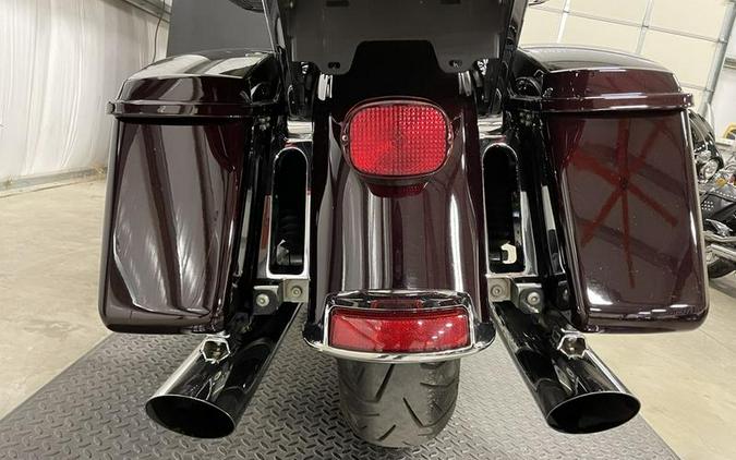 2014 Harley-Davidson® FLHTCU - Electra Glide® Ultra Classic®