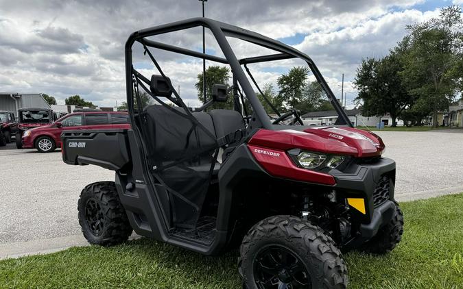 2024 Can-Am® Defender DPS HD9 Fiery Red