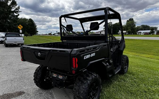 2024 Can-Am® Defender DPS HD9 Fiery Red