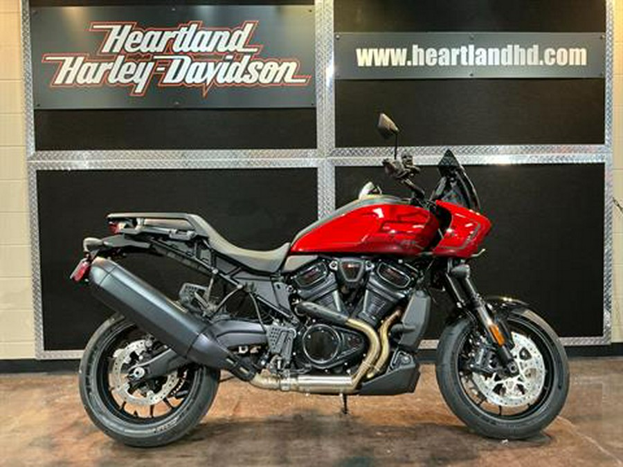 2025 Harley-Davidson Pan America® 1250 ST