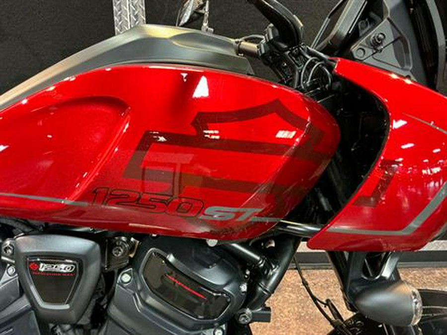 2025 Harley-Davidson Pan America® 1250 ST