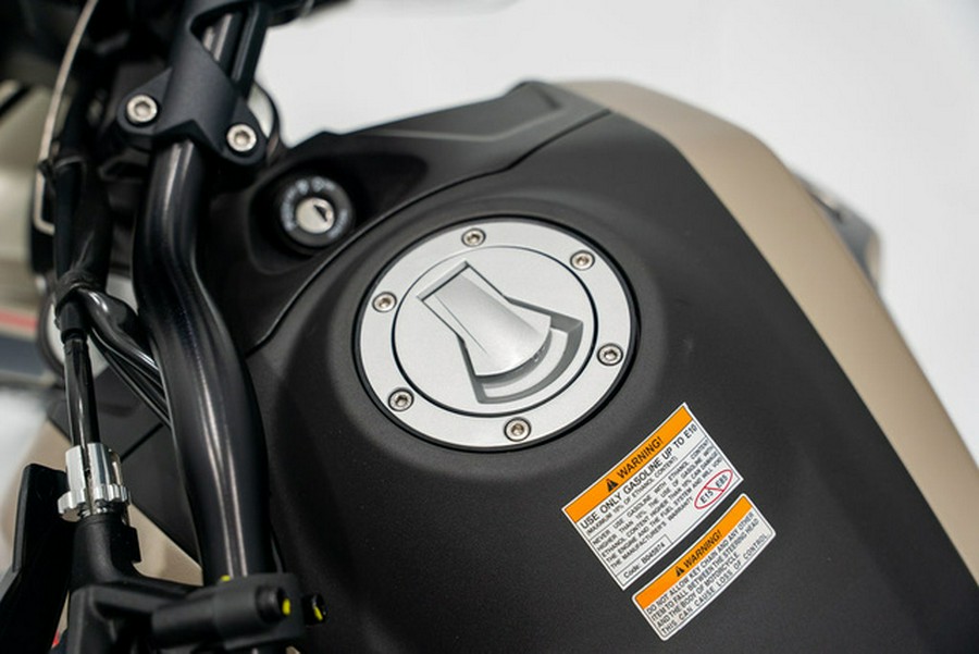 2025 Moto Guzzi V85 TT Travel