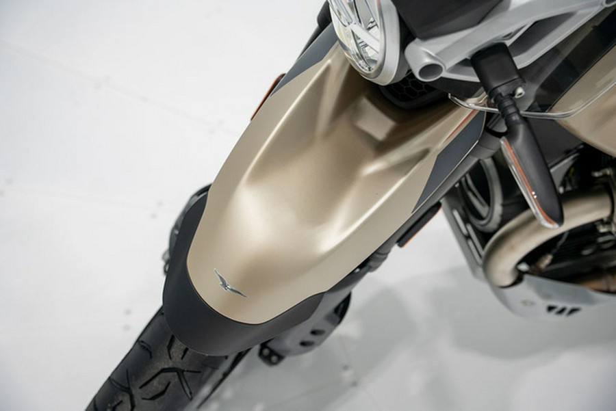 2025 Moto Guzzi V85 TT Travel