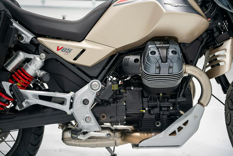 2025 Moto Guzzi V85 TT Travel