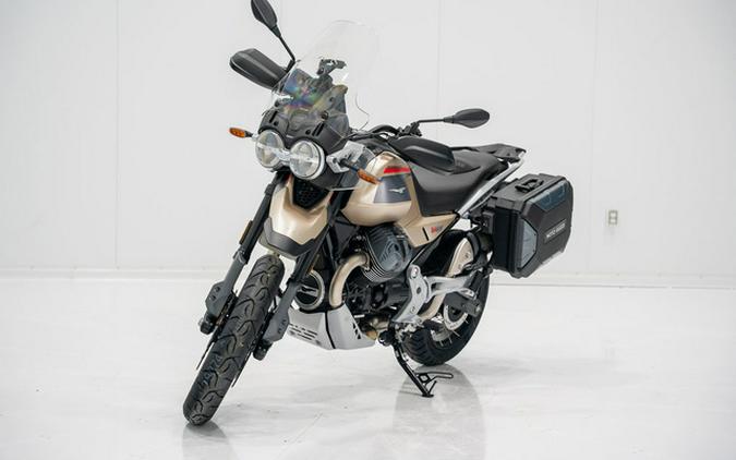 2025 Moto Guzzi V85 TT Travel