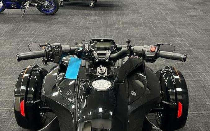 2019 Can-Am® Spyder® F3
