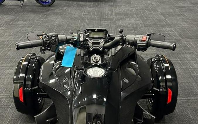 2019 Can-Am® Spyder® F3
