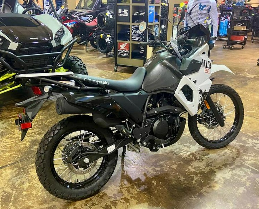 2025 Kawasaki KLR®650 Pearl Crystal White/Metallic Carbon Gray