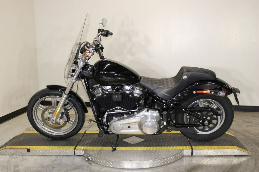 2022 Harley-Davidson® FXST - Softail® Standard