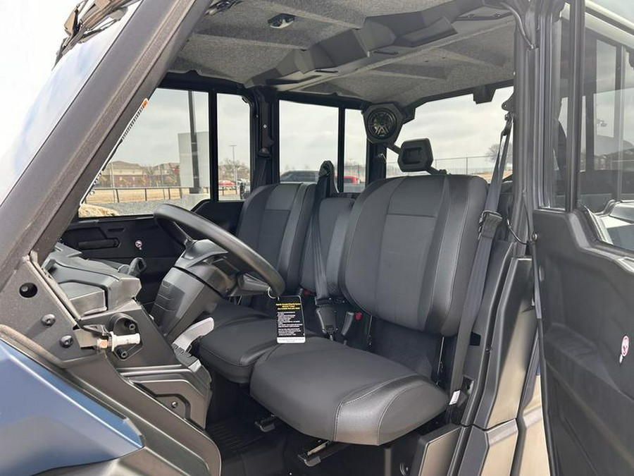 2026 Can-Am® Defender MAX XT CAB HD11 With 10.25 in.display