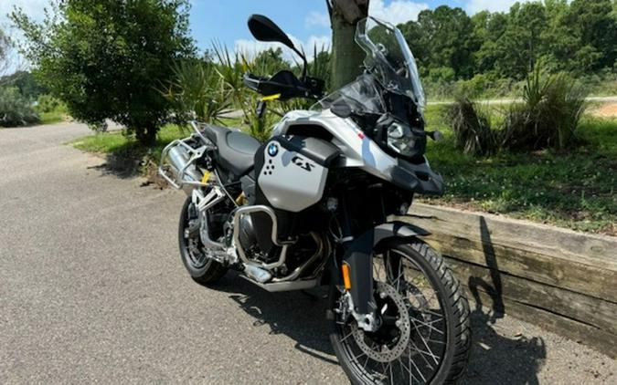 2024 BMW F 900 GS Adventure White Aluminum Metal Matte