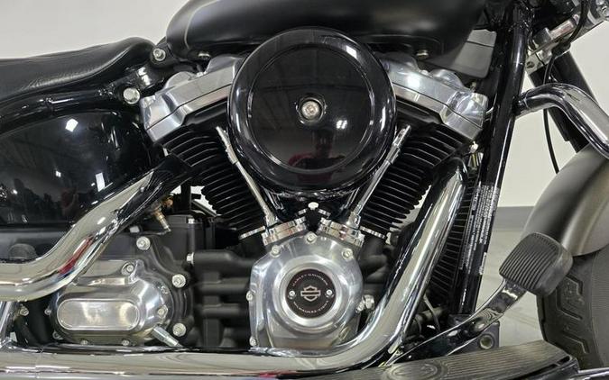 2021 Harley-Davidson® FLSL - Softail Slim®
